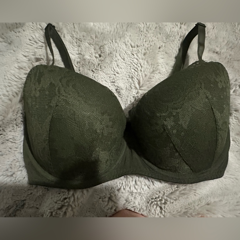 PINK Victoria's Secret Olive Bra 36DD